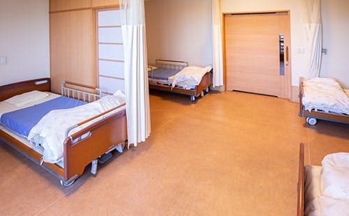 介護老人保健施設境木の丘 ４人部屋