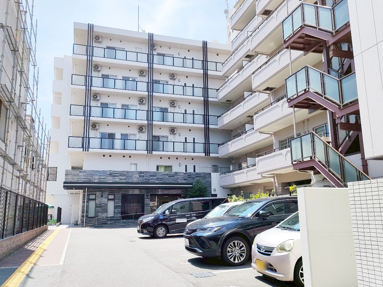 リハリビング神戸須磨 外観