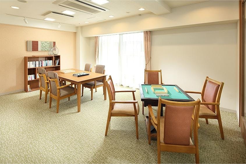 グランダ甲南山手 2F ティールーム