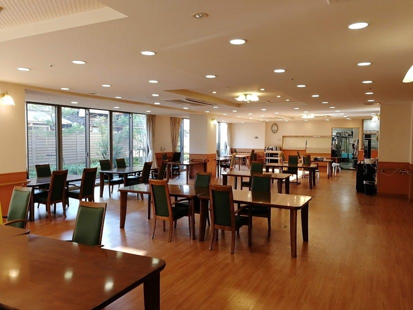 ソルケア西中島 食堂