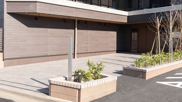 応援家族 福生 エントランス