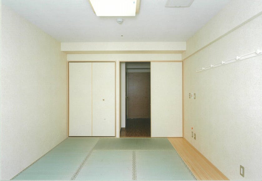 シャルム出屋敷 居室