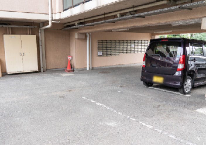 花楽園住之江 駐車場