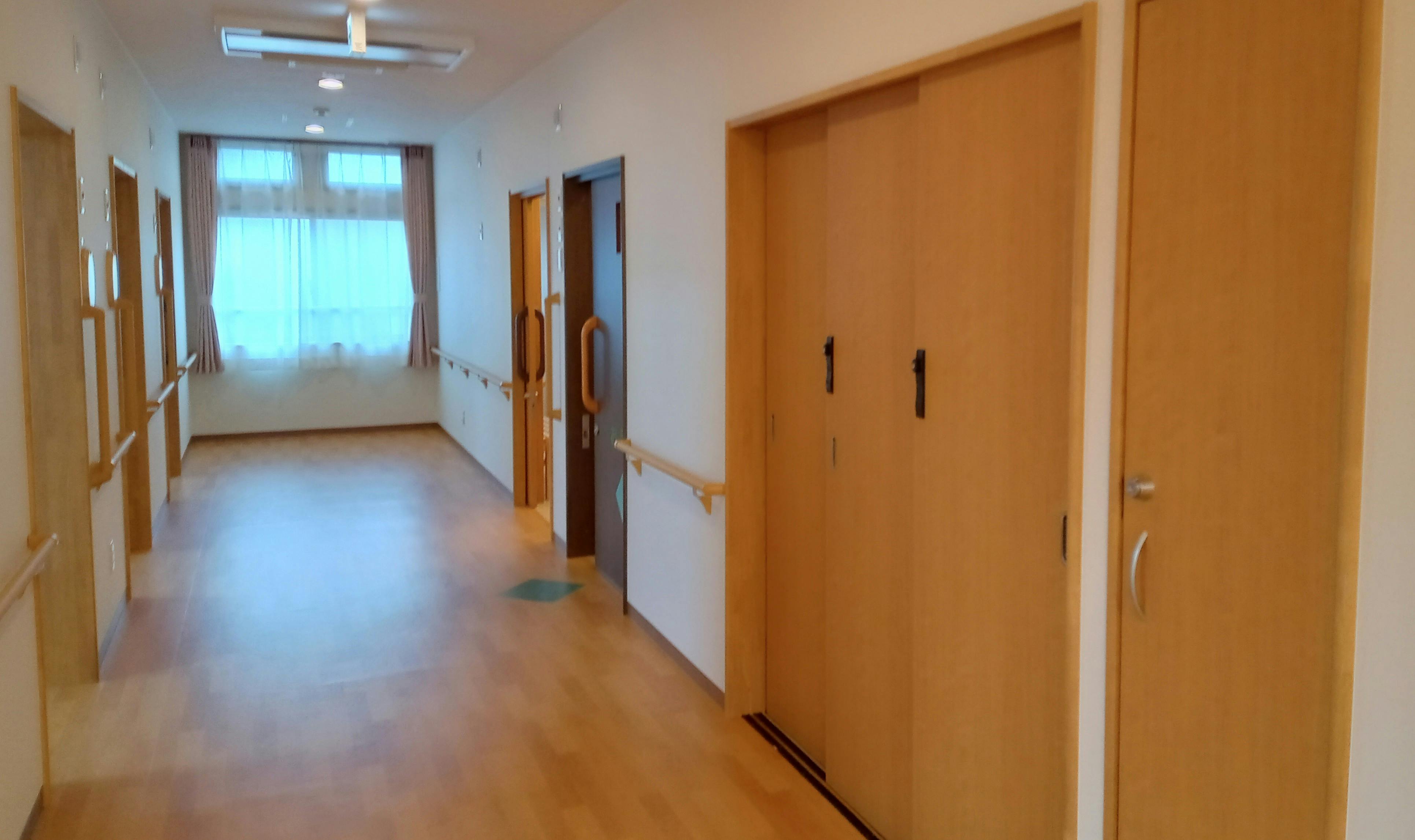 ニチイケアセンター住之江安立 廊下