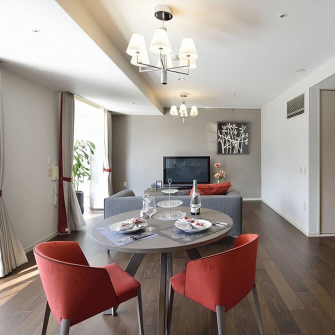 モーニングパーク主税町 洋室