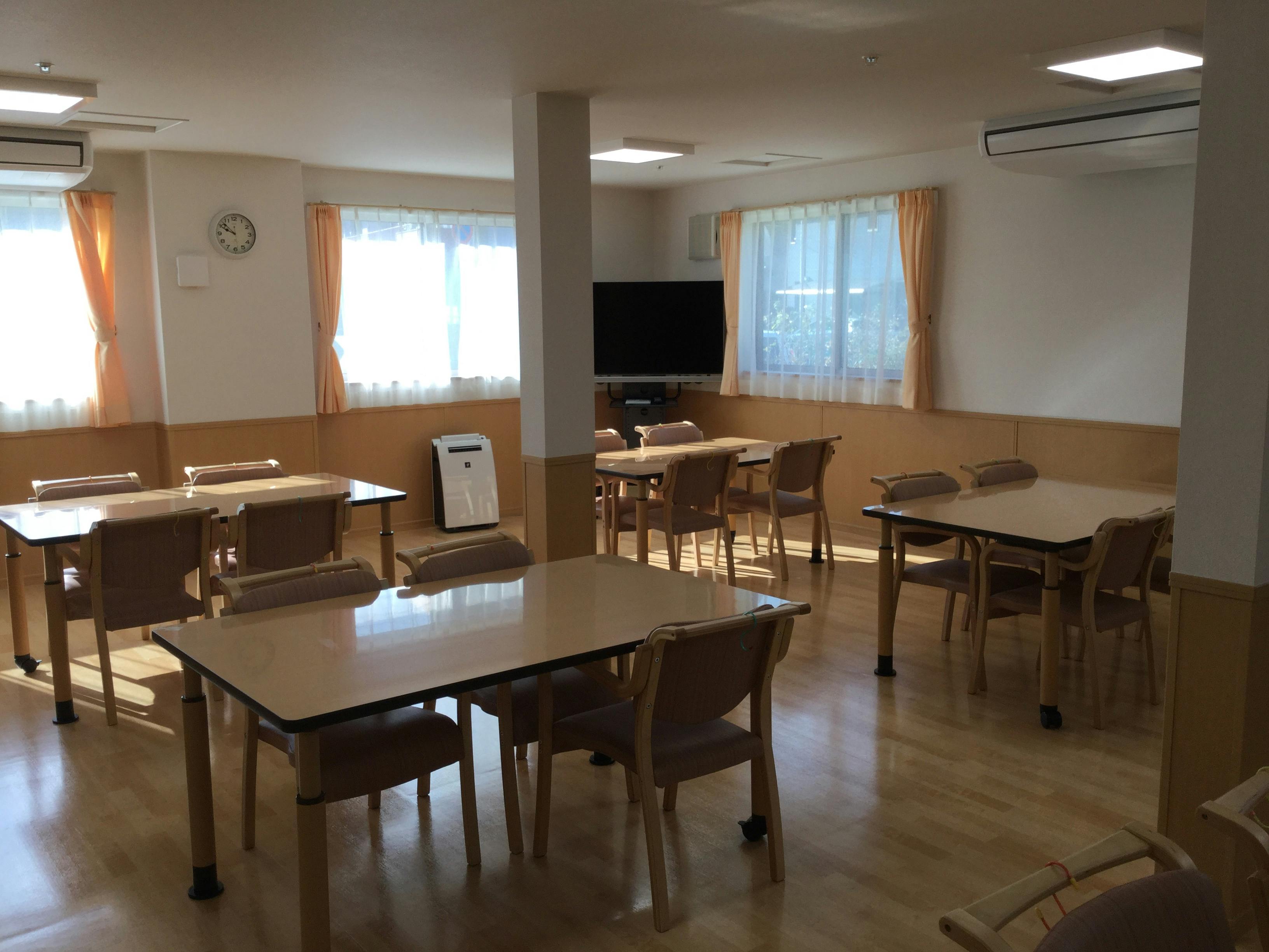 ロイヤルケア向陽太田 食堂