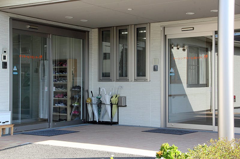 ナーシングホームあいFC絆 玄関