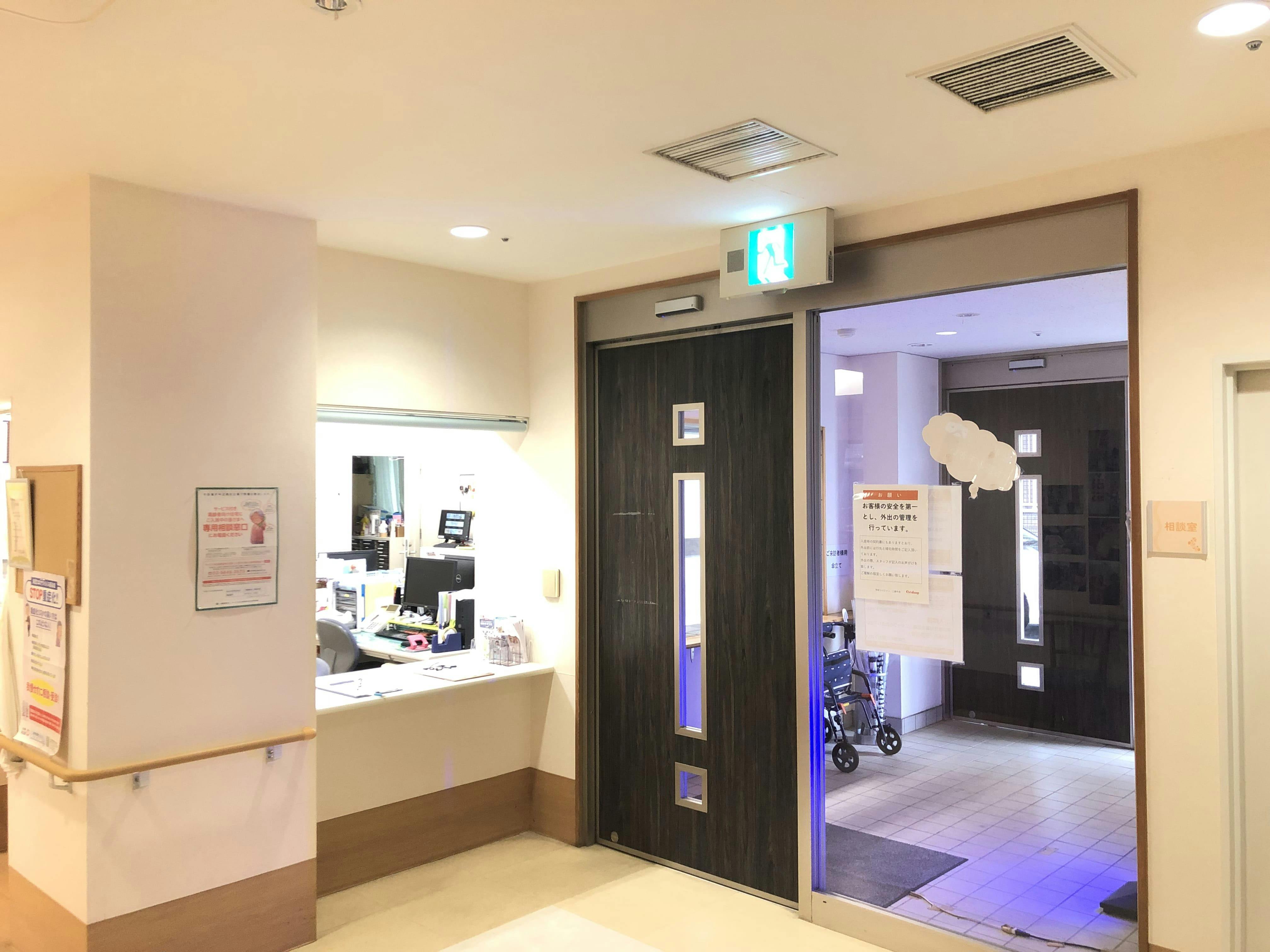 ココファン三郷中央 エントランス