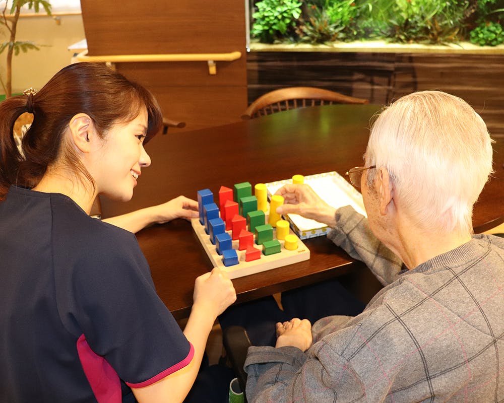 グランヴィ小日向 ペグボード