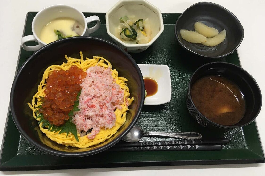 アズハイム南浦和 ちらし寿司