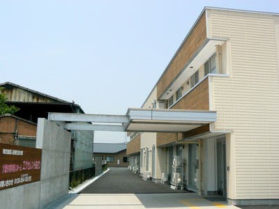 介護付有料老人ホーム エクセレントあさひ 玄関前