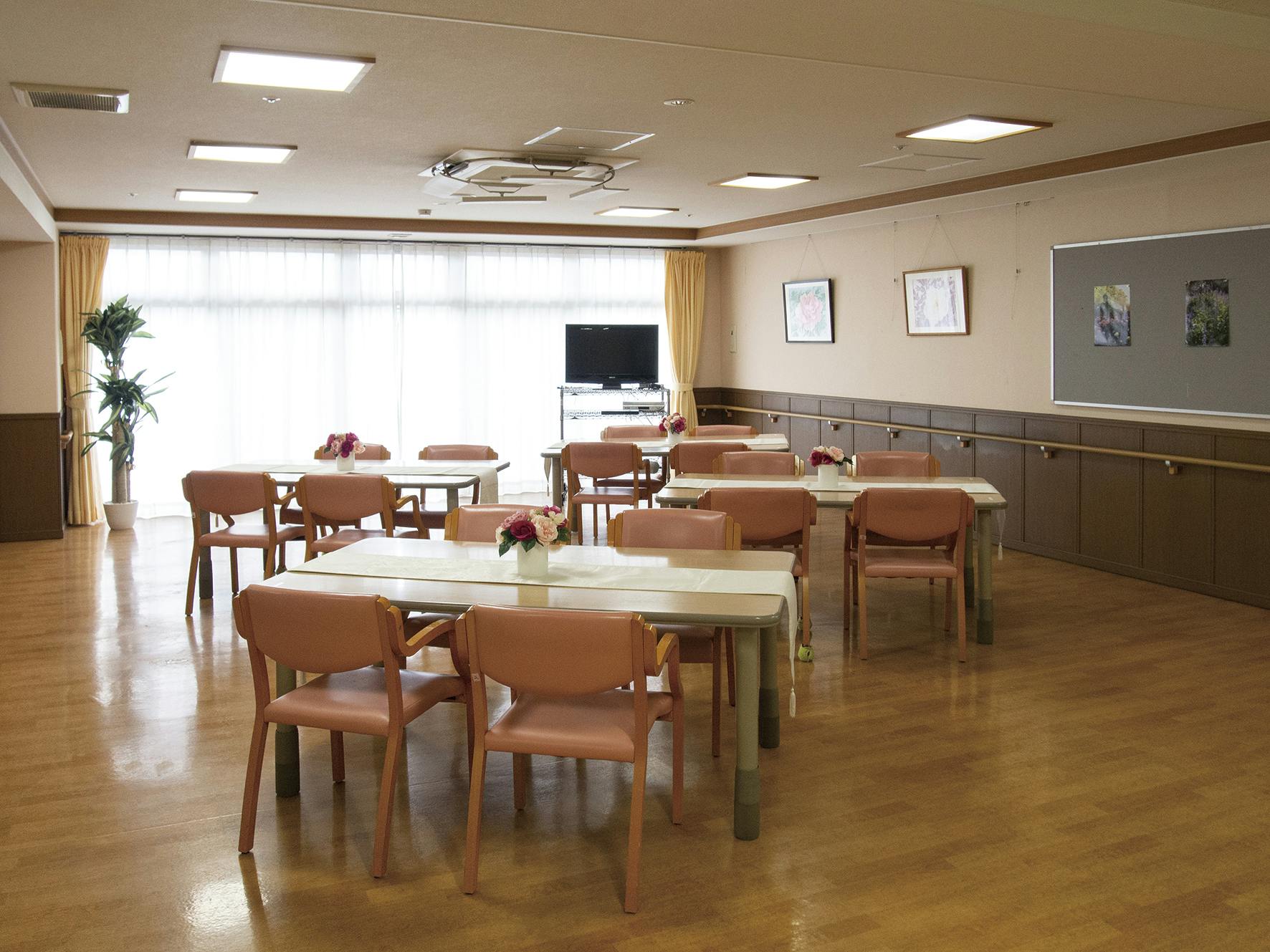 介護付有料老人ホームすこや家・川越南大塚 食堂