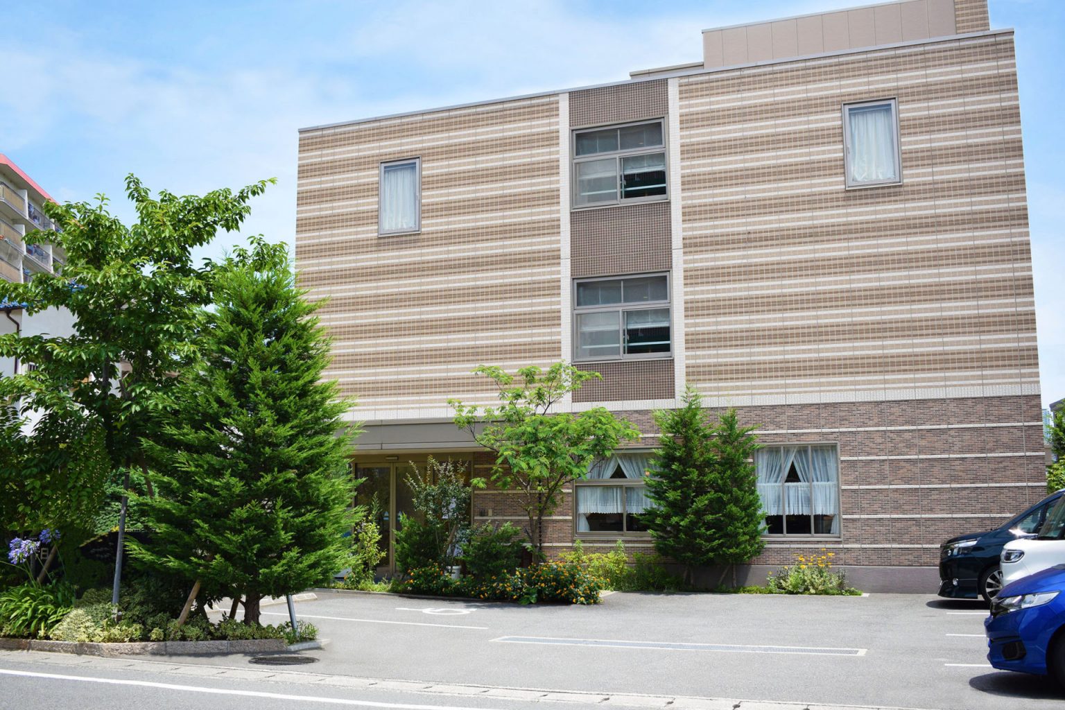 ニチイメゾン春日 外観