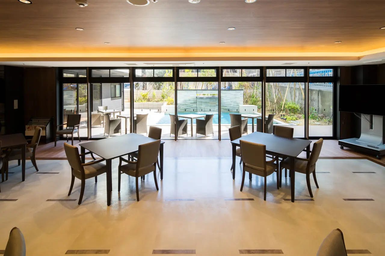 スーパー・コートプレミアム池田 談話室