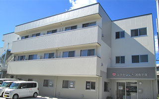 グループホームえくせれんと湘南平塚 外観