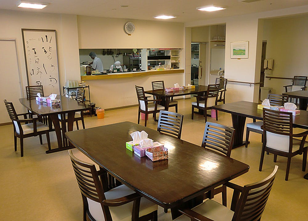 ライブラリ白石はな壱号館 食堂
