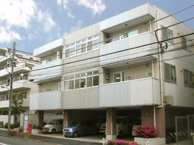 ニチイケアセンター中野本町 外観