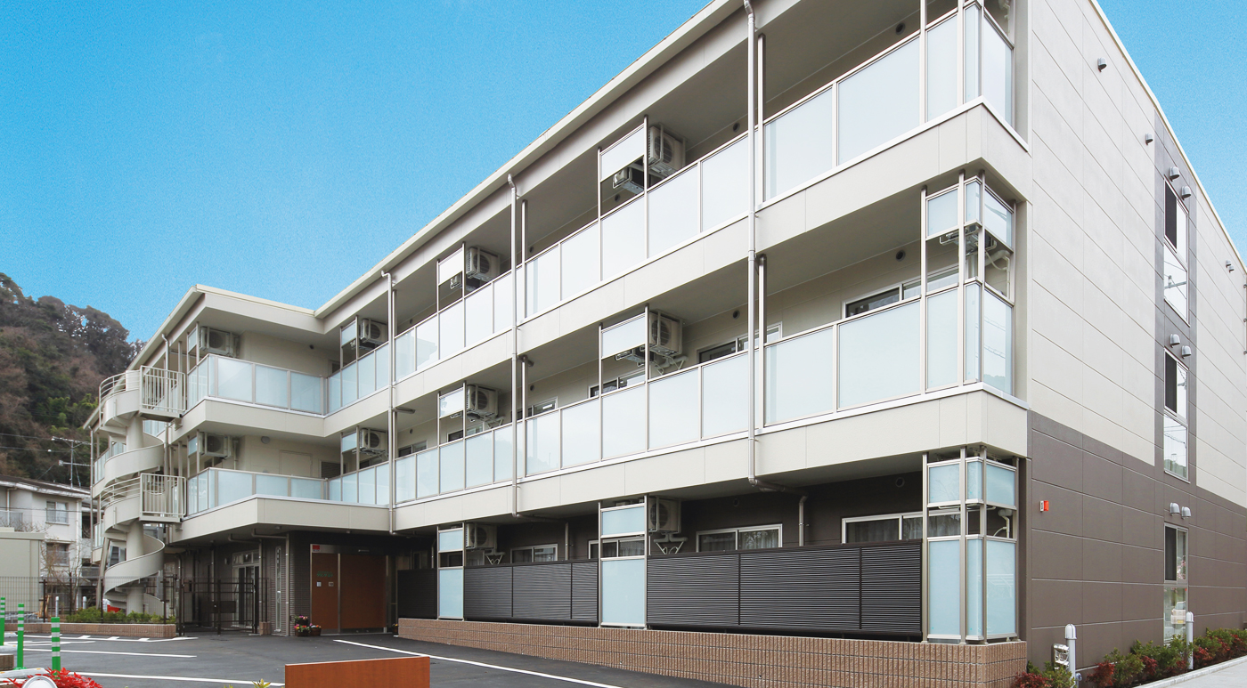 メディカルホームグランダ逗子 外観