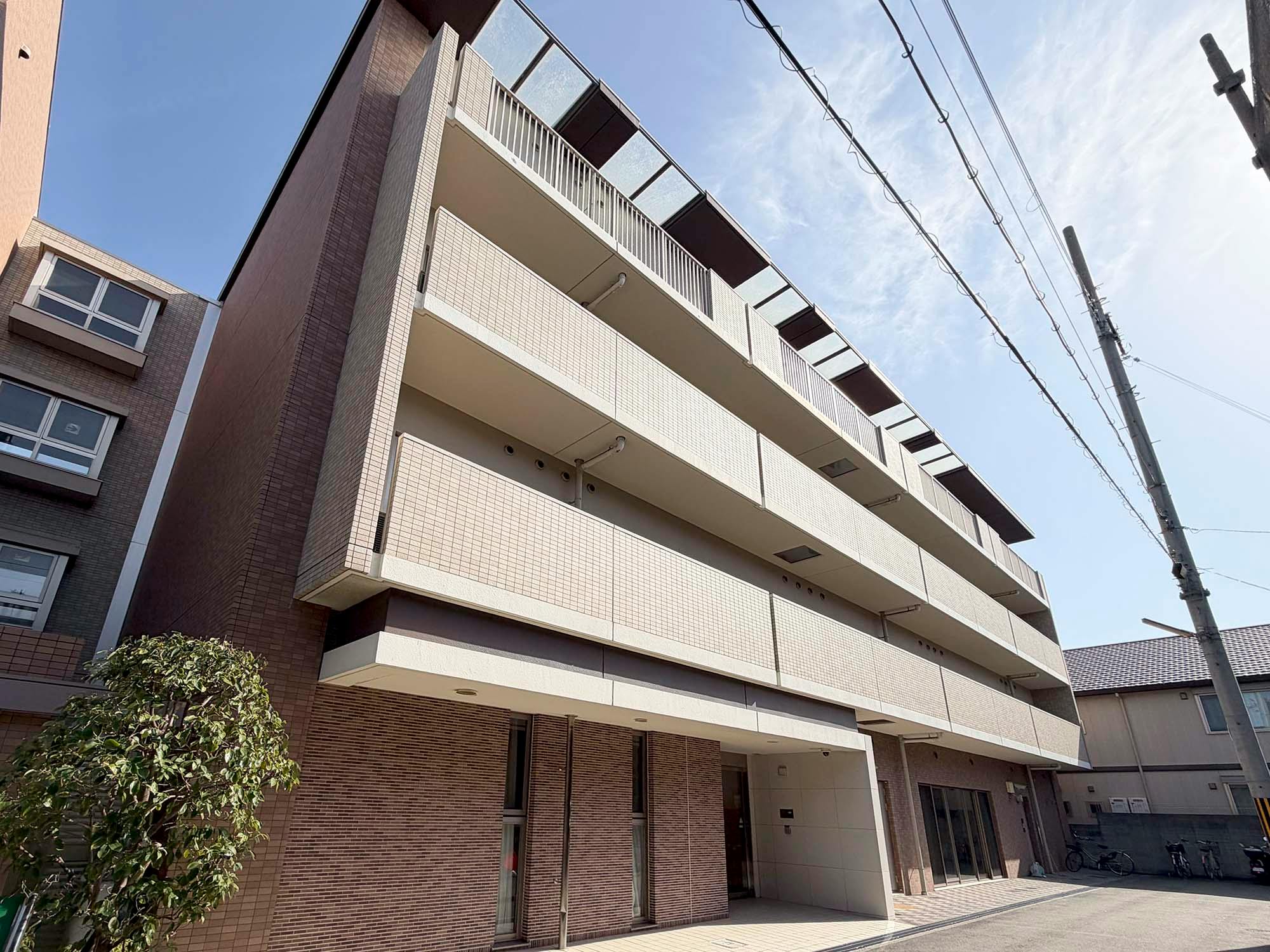 ケア・ブリッジ帝塚山 外観