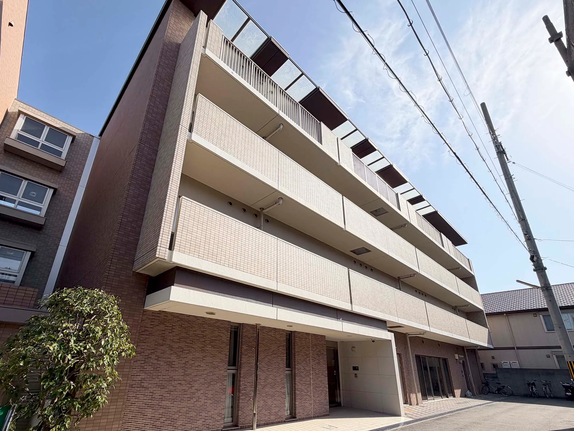 ケア・ブリッジ帝塚山 外観