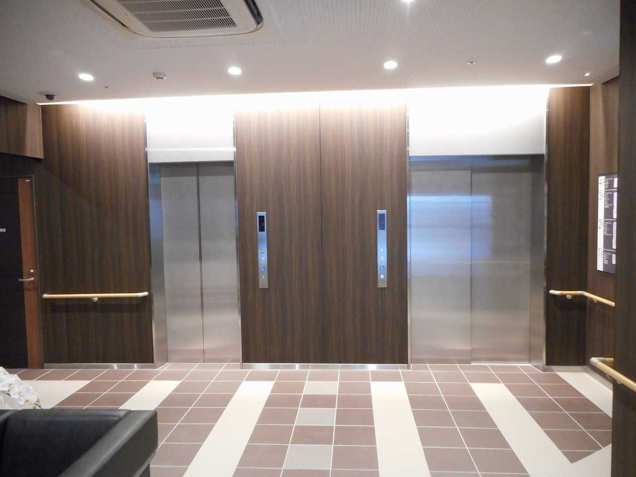 花鏡 エレベーターホール（1階）
