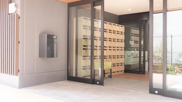 ライフコミューン登戸 エントランス