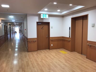 ニチイケアセンター宇治春日の森 エレベーターホール