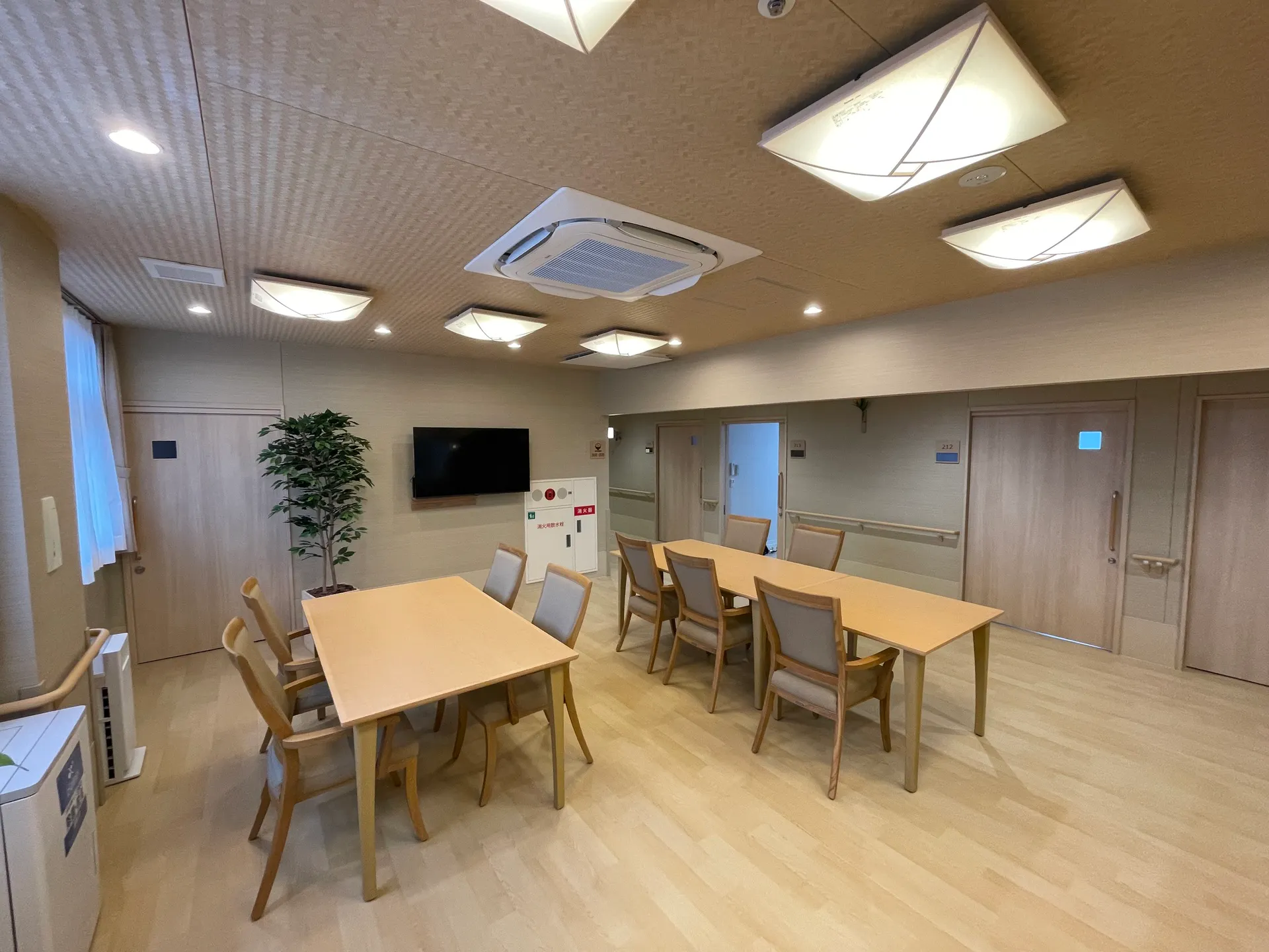 ライブラリ東浦和 食堂