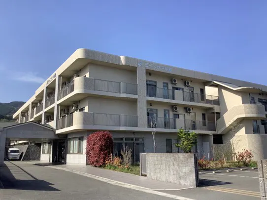 特別養護老人ホーム ライフケア柏原 外観