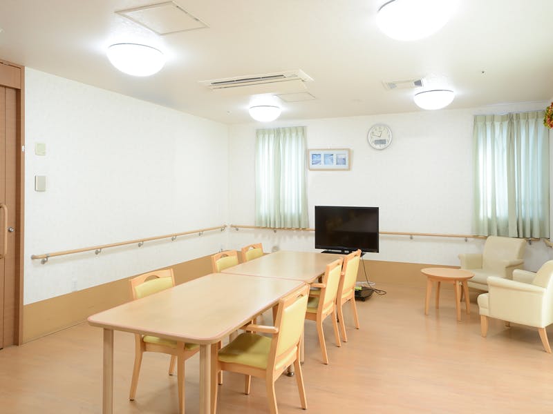 たのしい家本八幡 食堂（奥）
