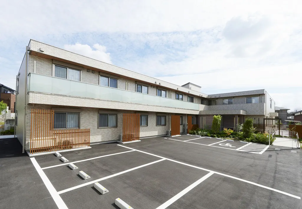 住宅型有料老人ホーム頂 くずは別邸 外観