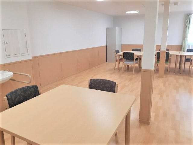 敬乃里 食堂