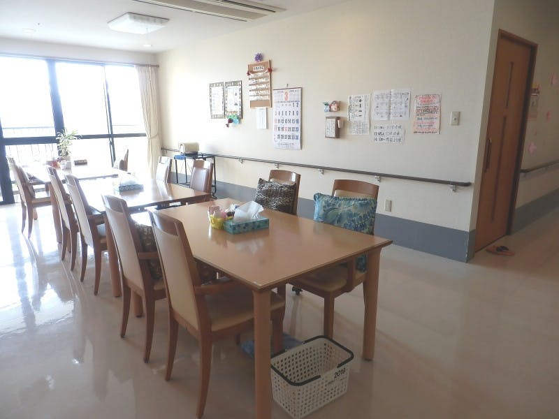 はぴね別府流川 食堂