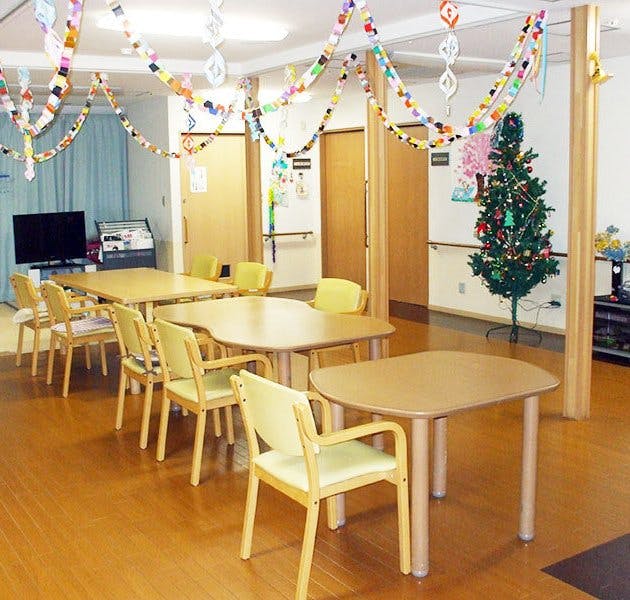 グループホームつどい「荻原家」 居間兼食堂
