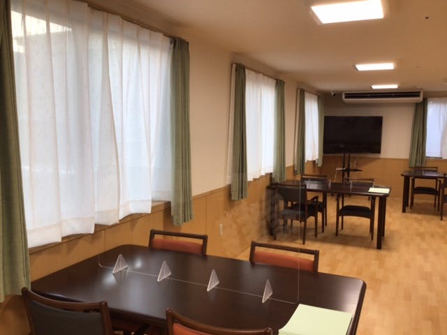 フクシ浜寺 食堂