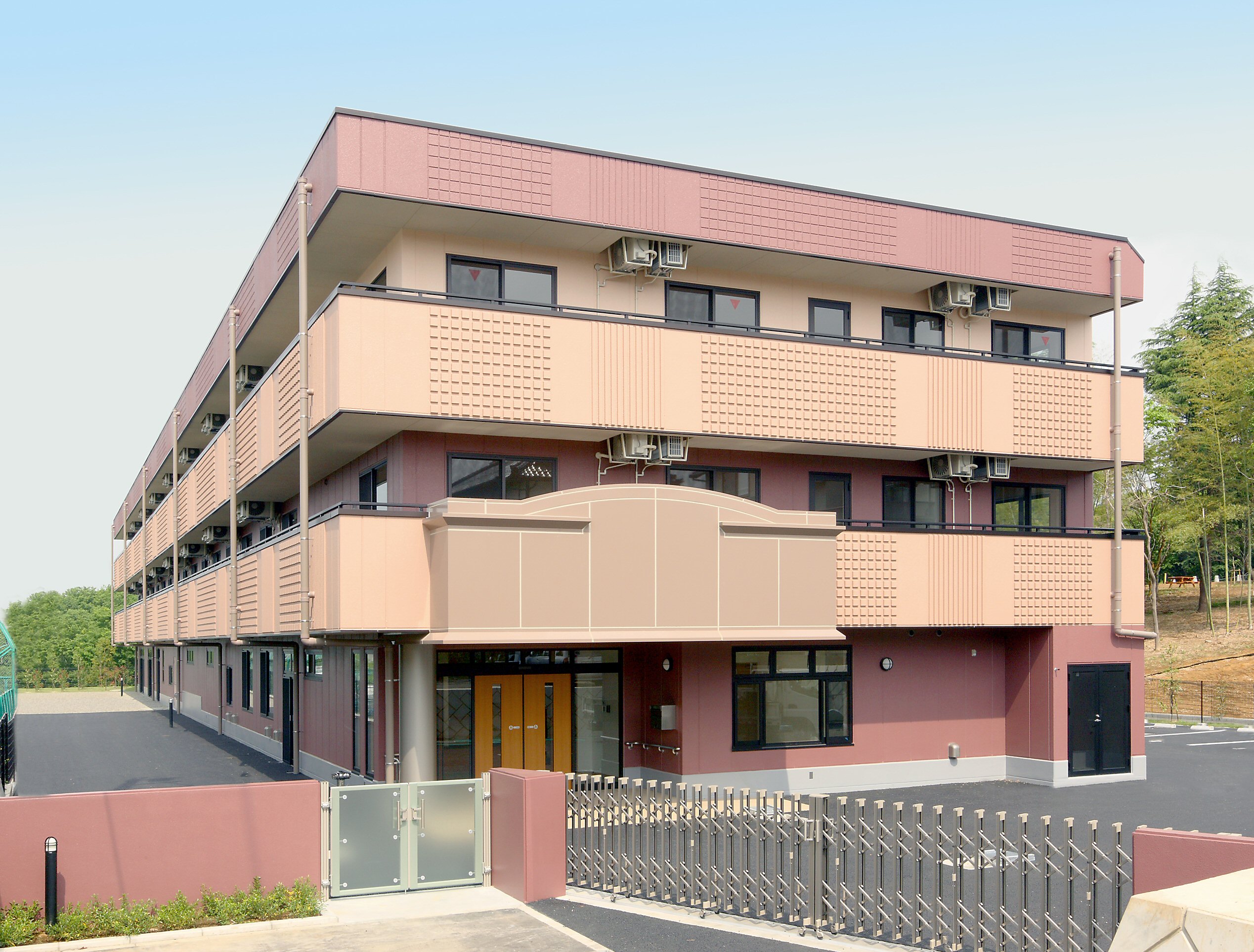 家族の家ひまわり聖蹟桜ヶ丘 外観