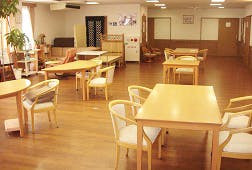 そんぽの家交野 ダイニング