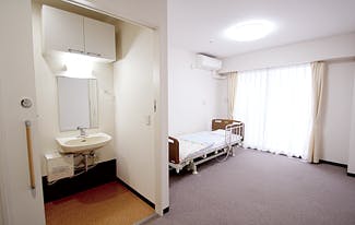 ナーシングホーム青山館 居室