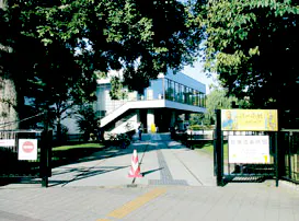 CASAPATIO 道立近代美術館 道立近代美術館西側入口