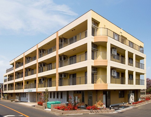 応援家族 東川口 外観