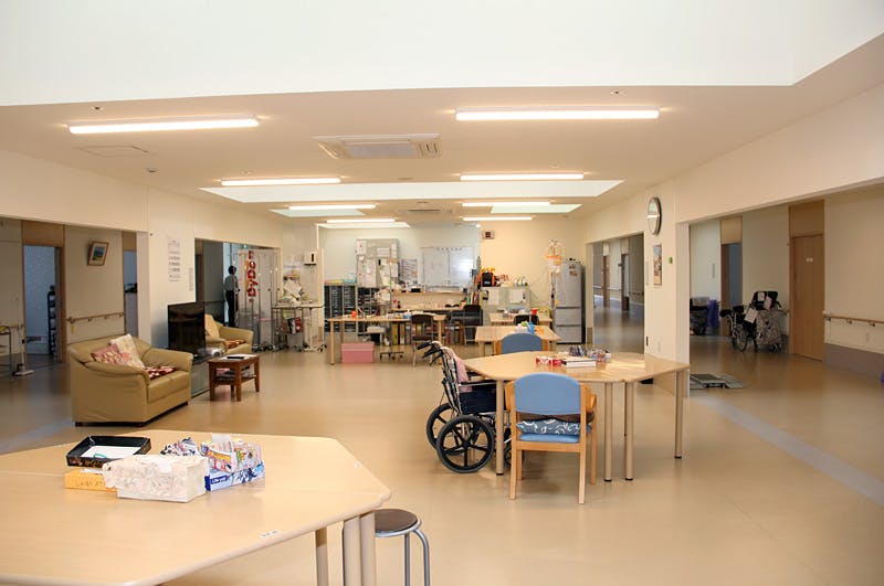 ナーシングホームあいFC絆 ダイニング