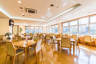 アンリ南福岡 レストラン