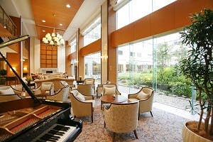 ローズライフ高の原 ラウンジ