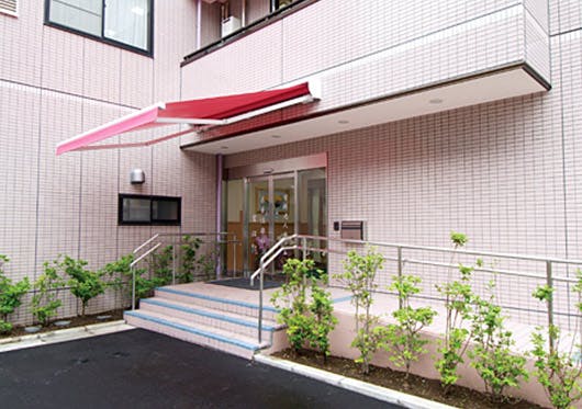 グッドタイムホーム・鷺沼 正面玄関