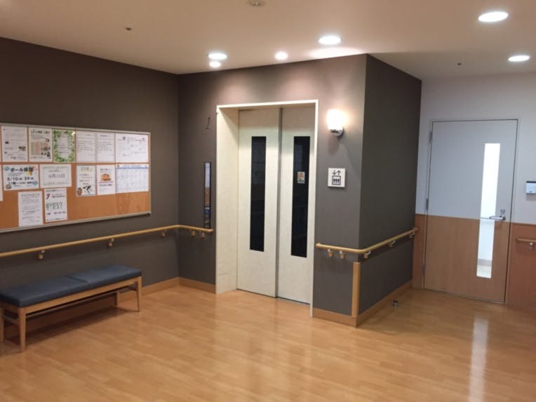そんぽの家 相模大野 エレベーターホール