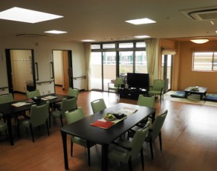 セントケアホーム三鷹新川 食堂