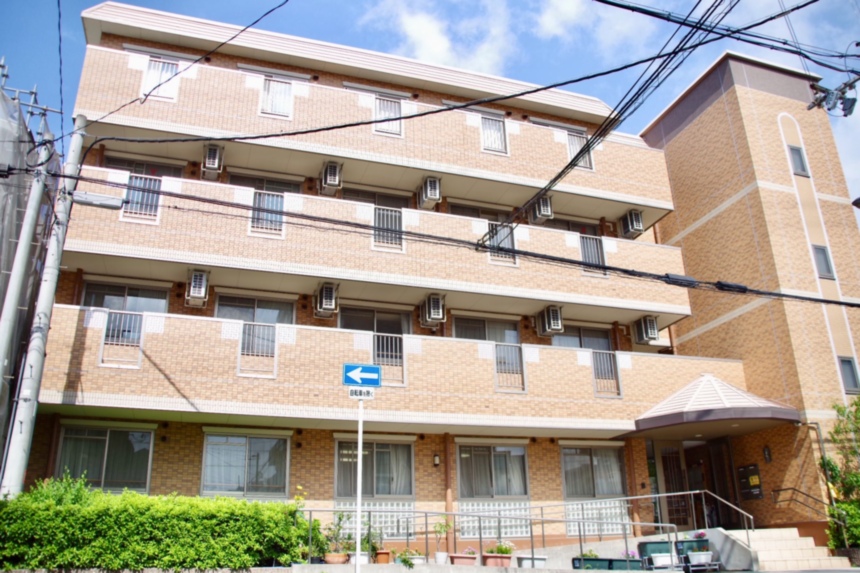 そんぽの家 住吉遠里小野 外観