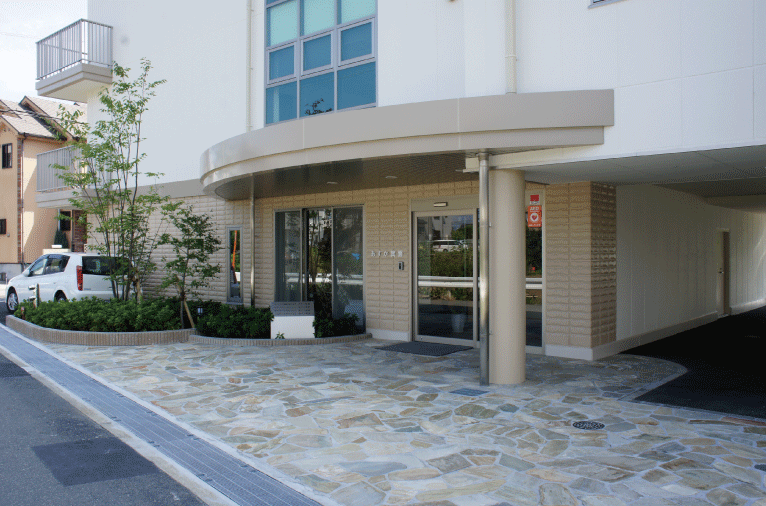 サービス付高齢者向け住宅あすか箕面 外観