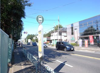 ハーウィル浦和かわせみの郷 谷田小学校バス停