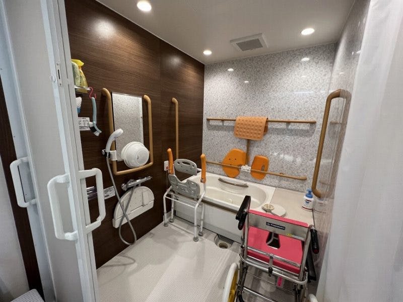 ケア・パレス東住吉苑 浴室